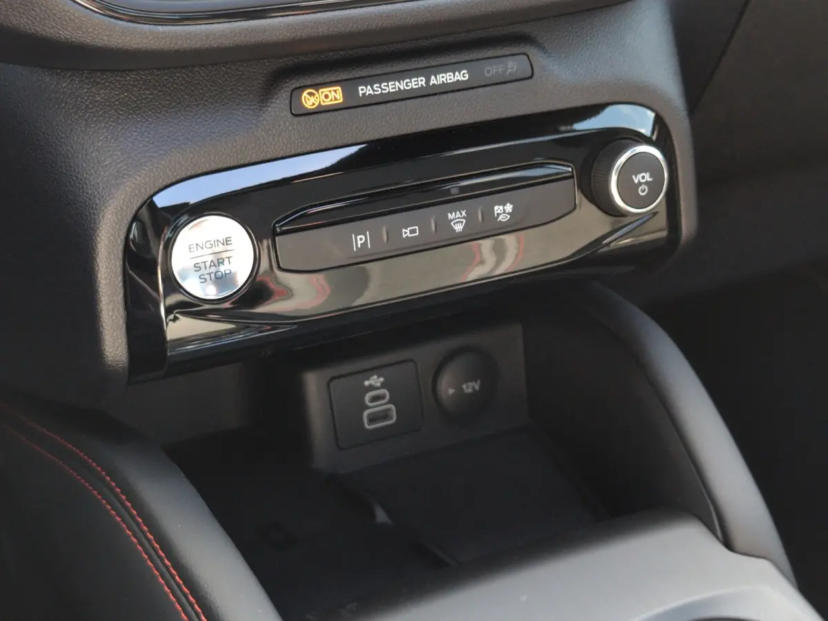 2.5 PHEV ST-Line X | 20"LM-Velgen | Adaptieve Matrix LED koplampen met Coast to Coast signature LED verlichting | Bekleding ST-Line X: 12-weg AGR stoelen en deels Premium feel Sensico bekl. 
