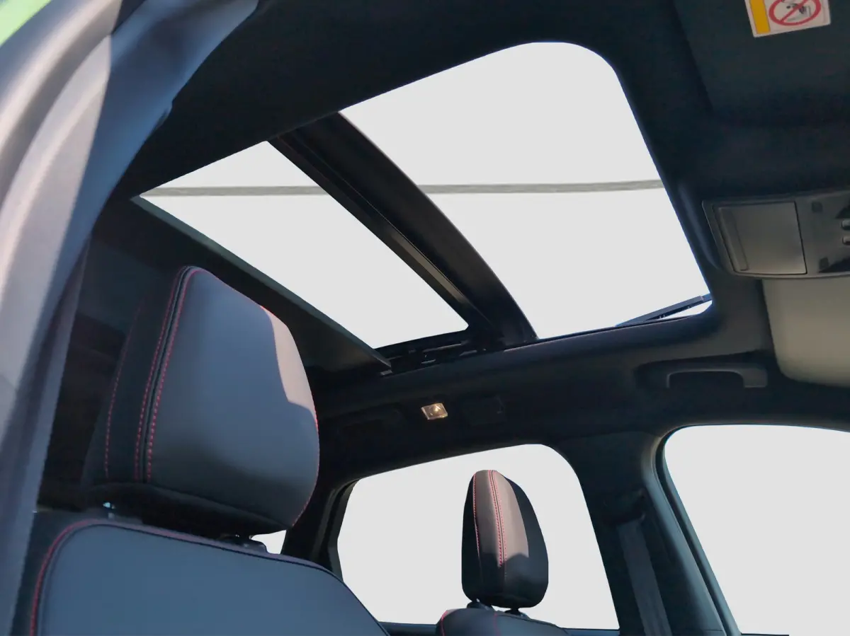2.5 PHEV ST-Line X | 20"LM-Velgen | Adaptieve Matrix LED koplampen met Coast to Coast signature LED verlichting | Bekleding ST-Line X: 12-weg AGR stoelen en deels Premium feel Sensico bekl. 