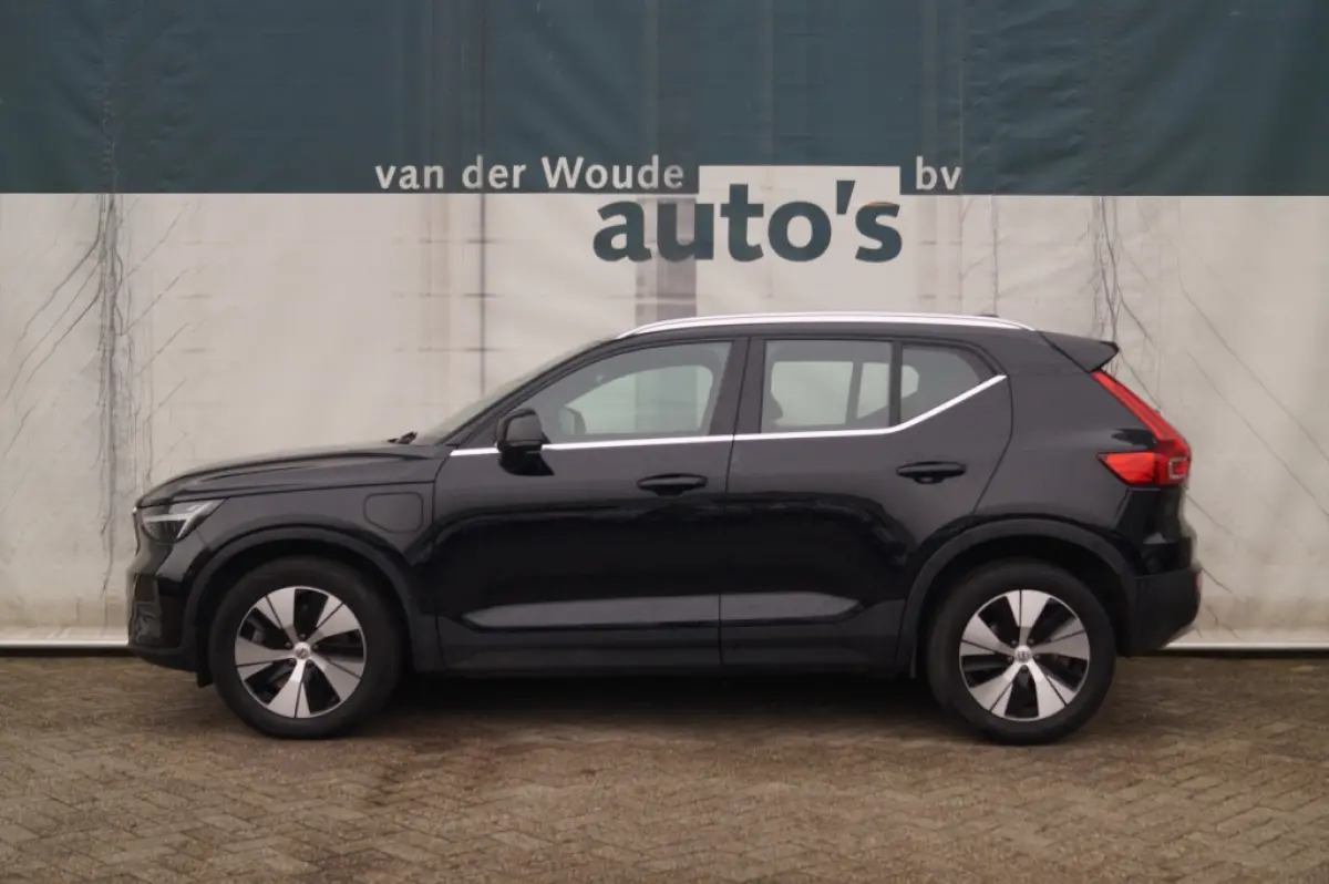 Volvo XC40 2022 Hybride Automatisch leasen