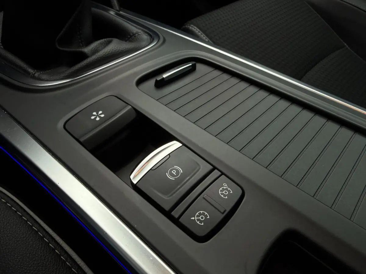 1.2 TCe Bose