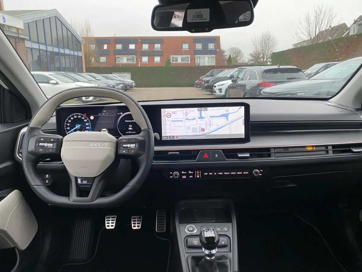 1.0 T-GDi MHEV GT-Line | Navigatie | Schuif/kantel dak | Stoel + Stuurverwarming | Cruise control | LM-Velgen | GT-Line