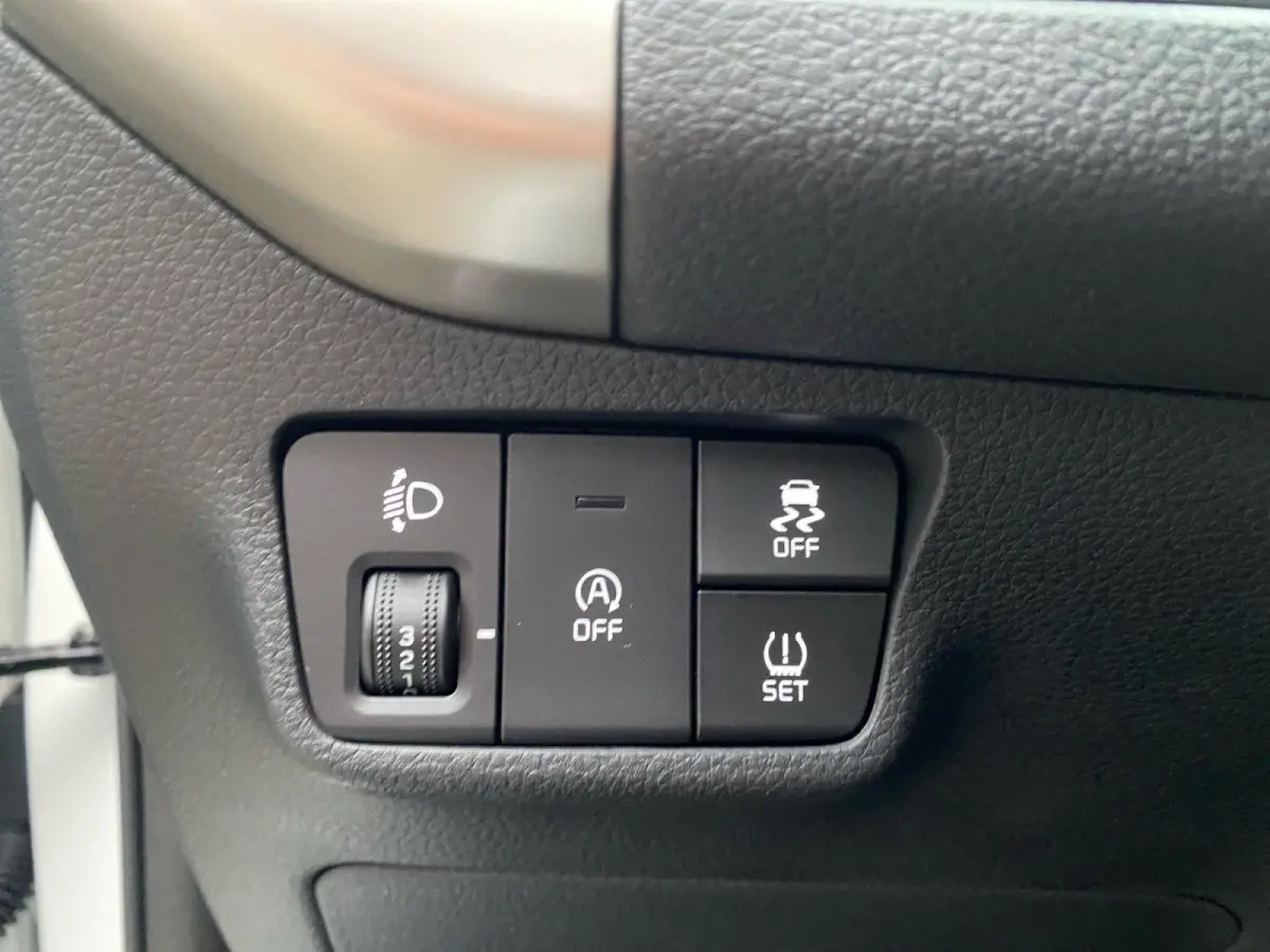 1.0 T-GDi MHEV GT-Line | Navigatie | Schuif/kantel dak | Stoel + Stuurverwarming | Cruise control | LM-Velgen | GT-Line