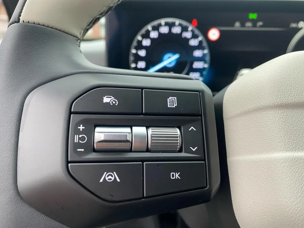 1.0 T-GDi MHEV GT-Line | Navigatie | Schuif/kantel dak | Stoel + Stuurverwarming | Cruise control | LM-Velgen | GT-Line