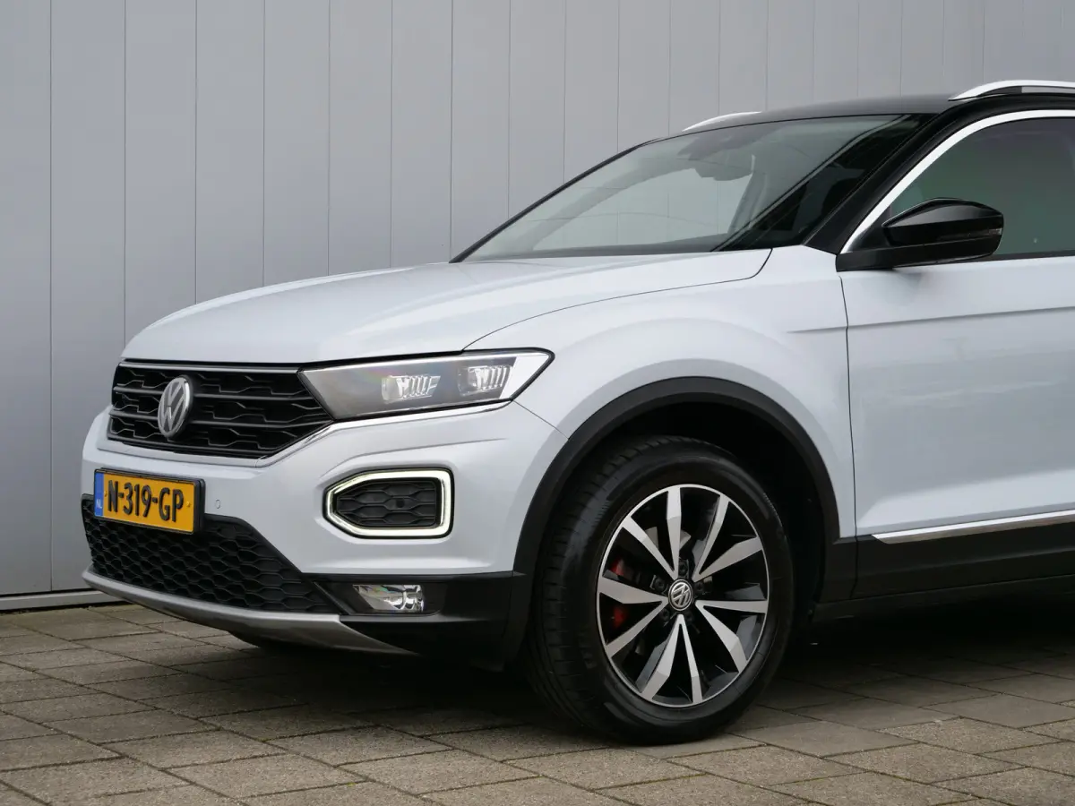 1.5 TSI Sport 150 Pk Navigatie / Camera / PDC / Apple Carplay