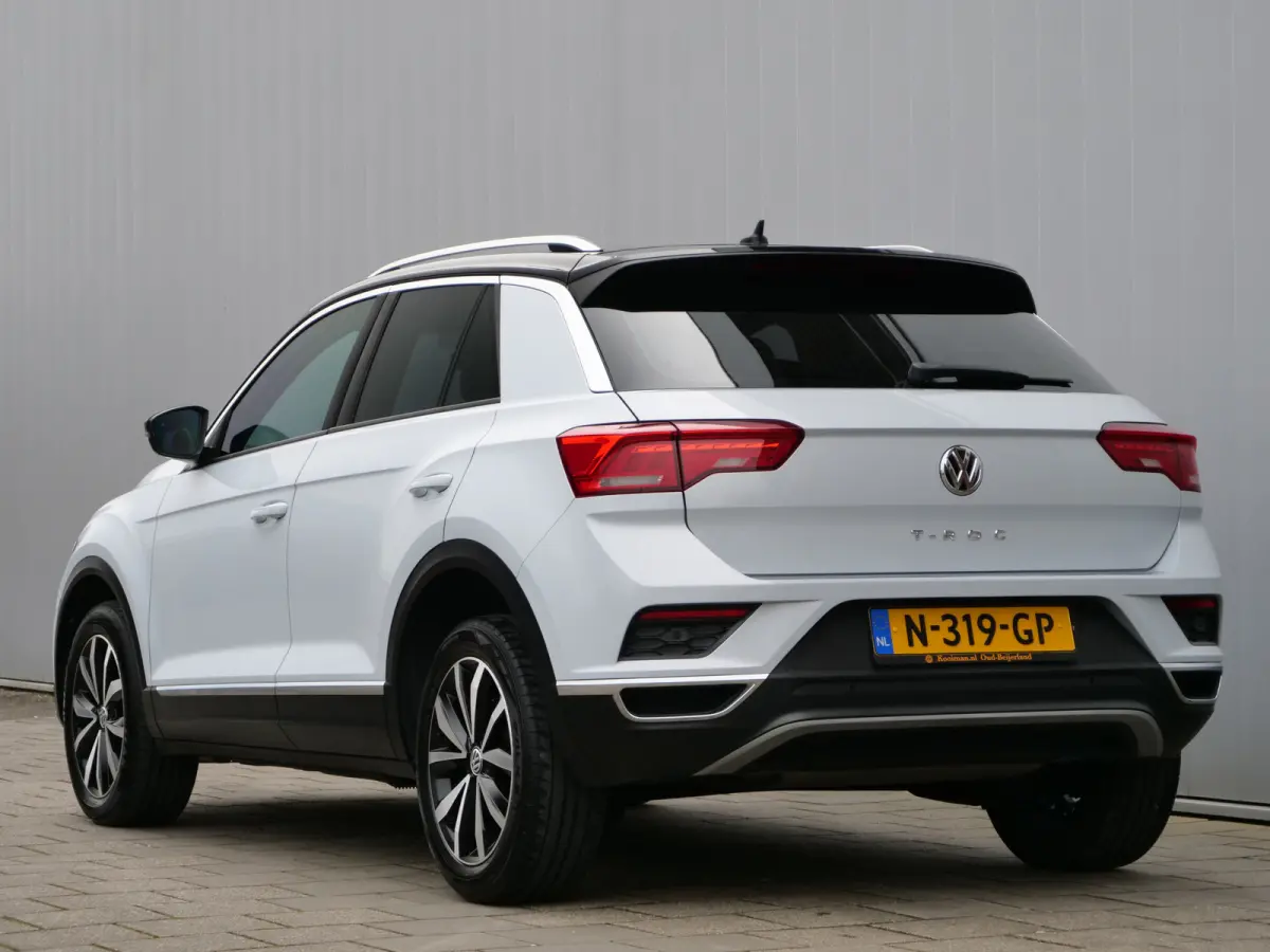 1.5 TSI Sport 150 Pk Navigatie / Camera / PDC / Apple Carplay