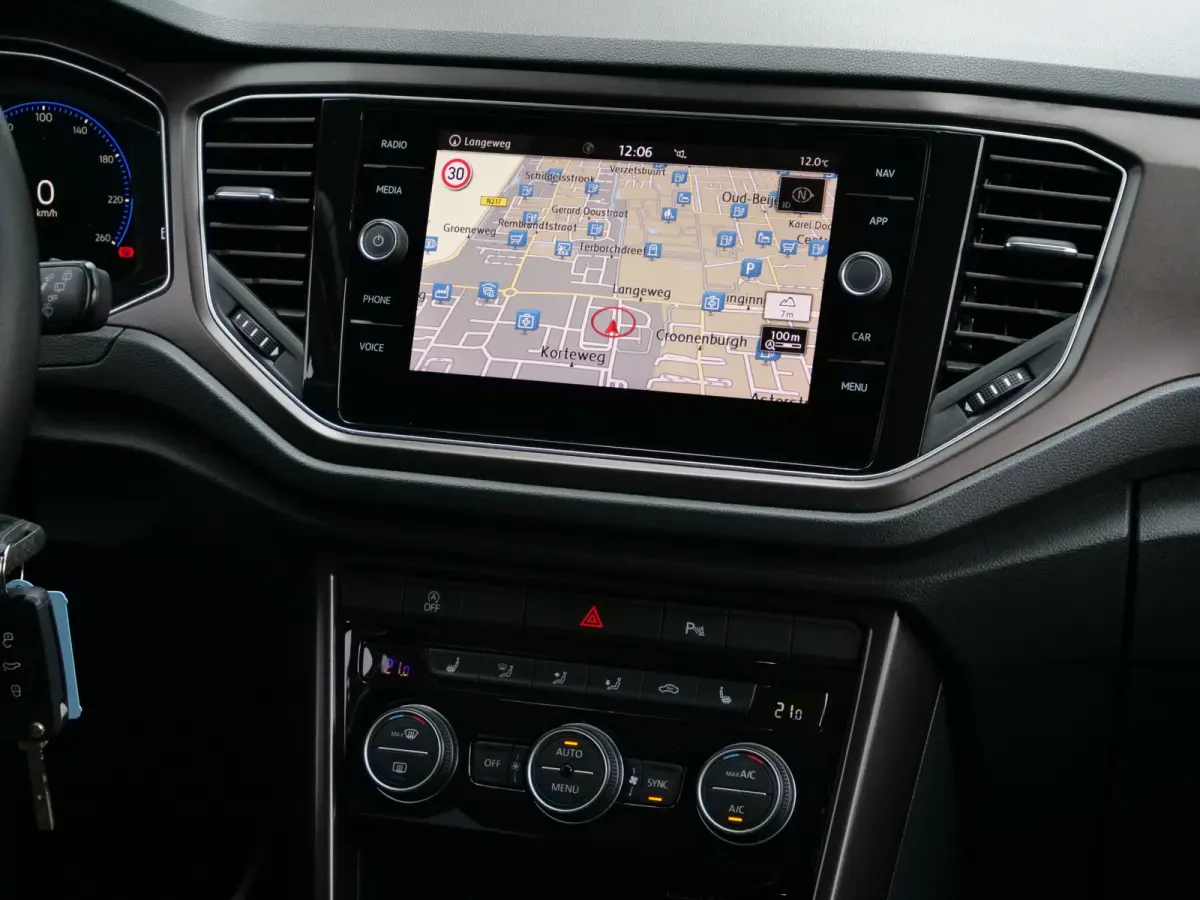 1.5 TSI Sport 150 Pk Navigatie / Camera / PDC / Apple Carplay