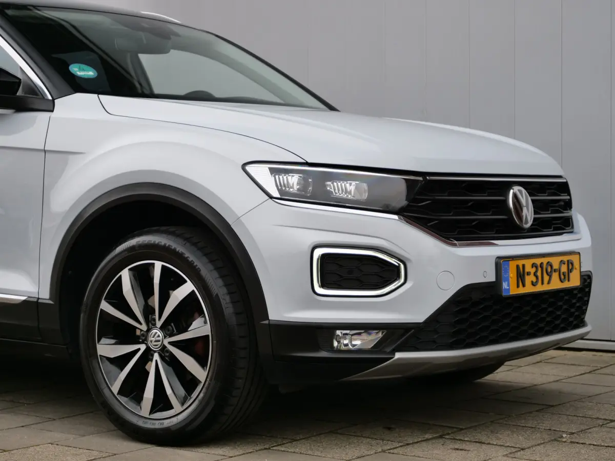 1.5 TSI Sport 150 Pk Navigatie / Camera / PDC / Apple Carplay