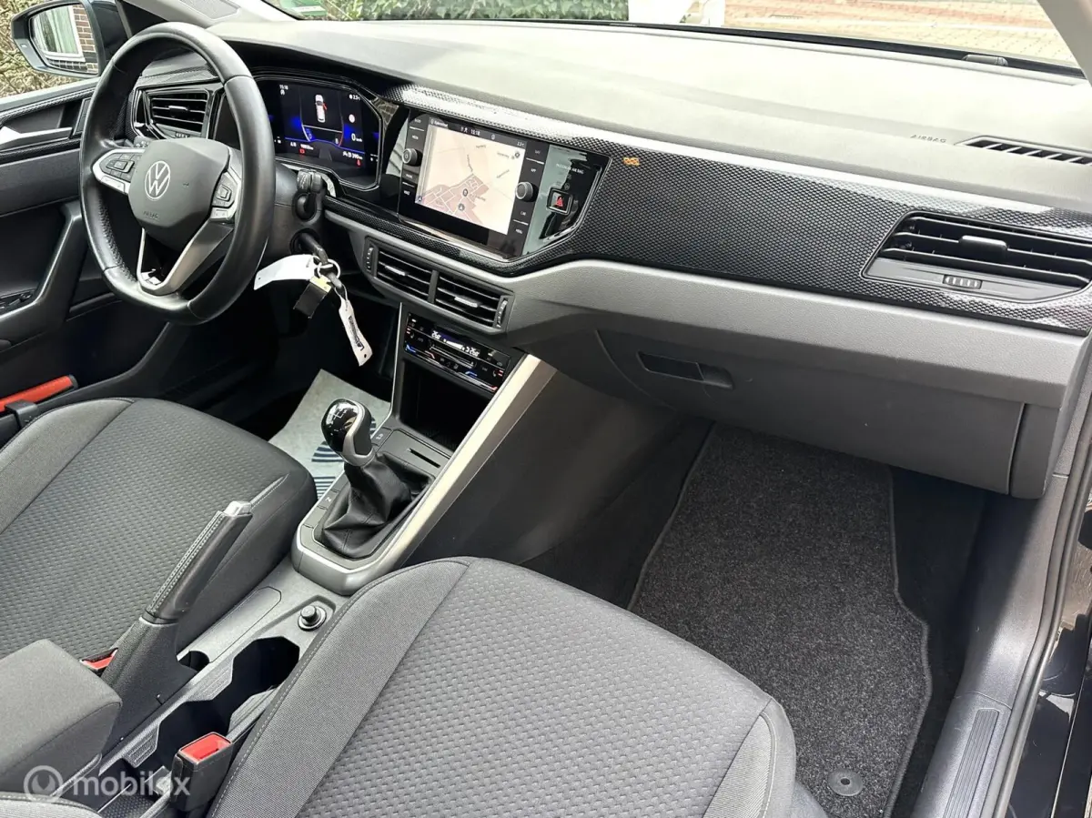 1.0 TSI 95pk Life Business NIEUW MODEL CLIMATE CONTROLE STOELVERWARMING CARPLAY NAVIGATIE ACHTERUITRIJ CAMERA MOOIE AUTO!!