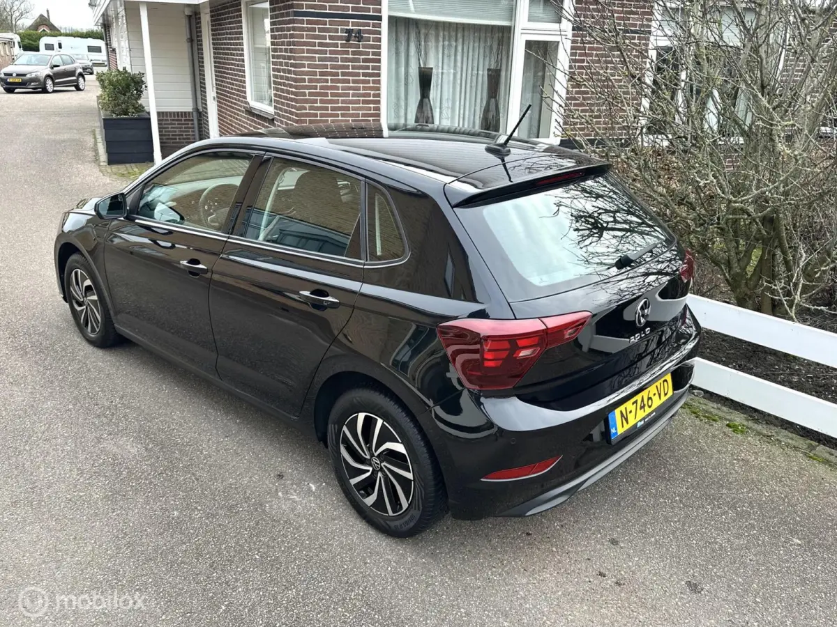1.0 TSI 95pk Life Business NIEUW MODEL CLIMATE CONTROLE STOELVERWARMING CARPLAY NAVIGATIE ACHTERUITRIJ CAMERA MOOIE AUTO!!