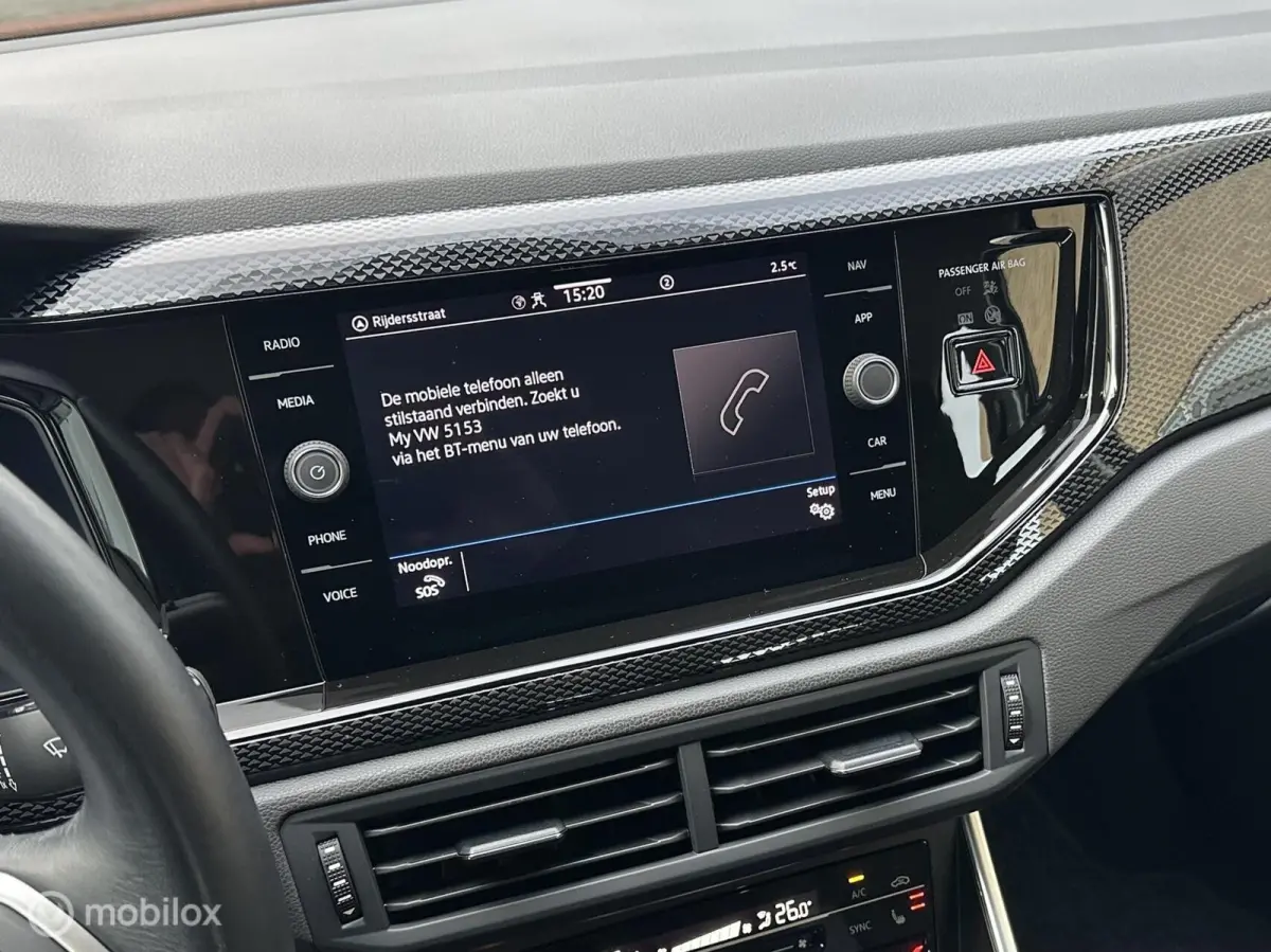 1.0 TSI 95pk Life Business NIEUW MODEL CLIMATE CONTROLE STOELVERWARMING CARPLAY NAVIGATIE ACHTERUITRIJ CAMERA MOOIE AUTO!!