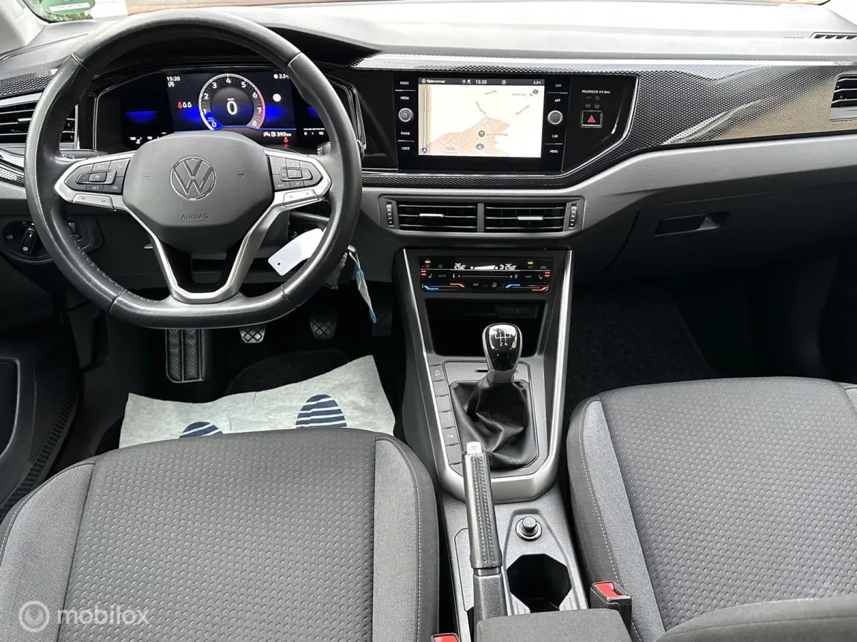 1.0 TSI 95pk Life Business NIEUW MODEL CLIMATE CONTROLE STOELVERWARMING CARPLAY NAVIGATIE ACHTERUITRIJ CAMERA MOOIE AUTO!!