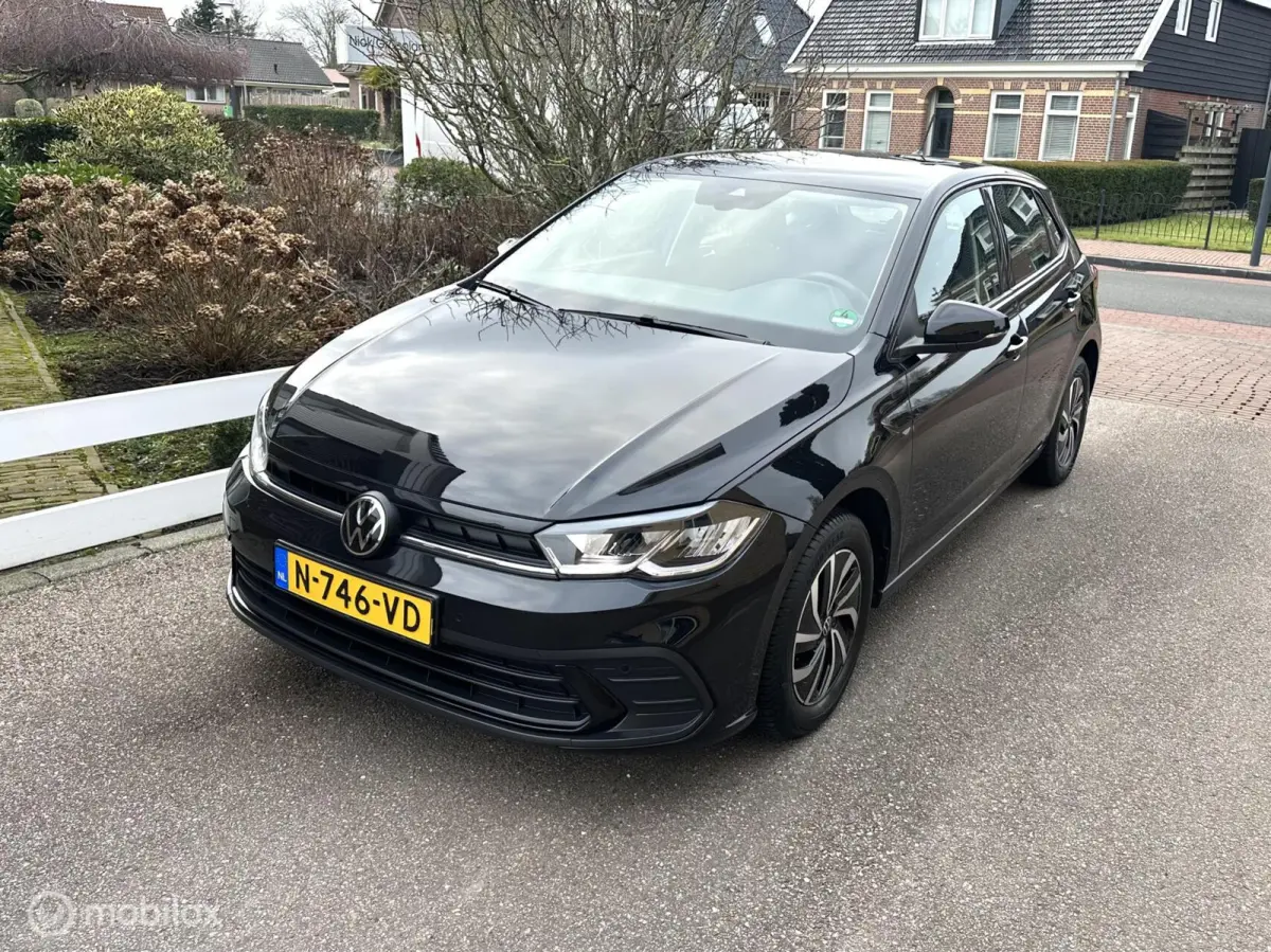 1.0 TSI 95pk Life Business NIEUW MODEL CLIMATE CONTROLE STOELVERWARMING CARPLAY NAVIGATIE ACHTERUITRIJ CAMERA MOOIE AUTO!!