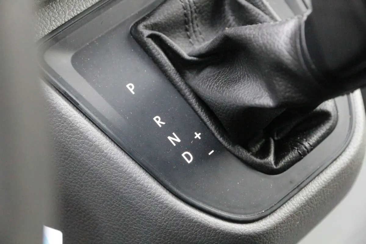 2.0 TDI 140 L3H3 | Aut. | 3T trekgewicht | Navi | Camera | Airco..