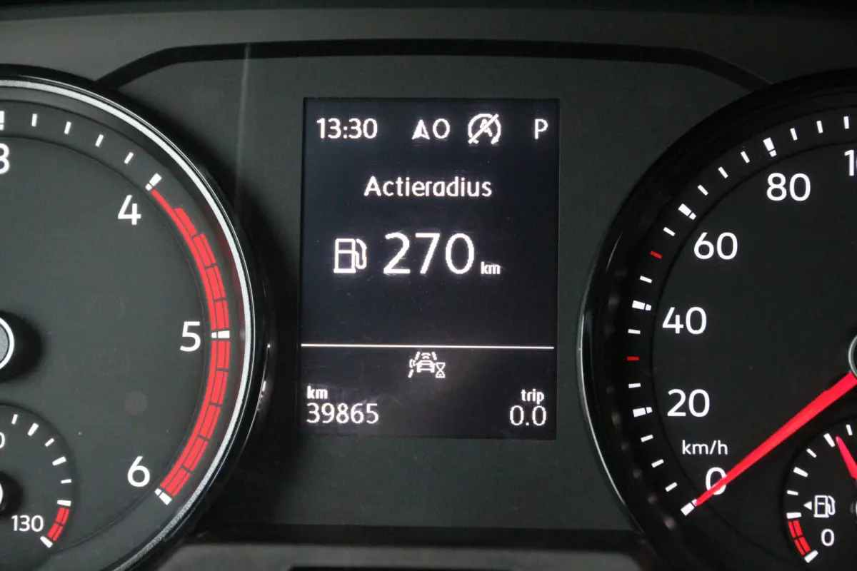 2.0 TDI 140 L3H3 | Aut. | 3T trekgewicht | Navi | Camera | Airco..