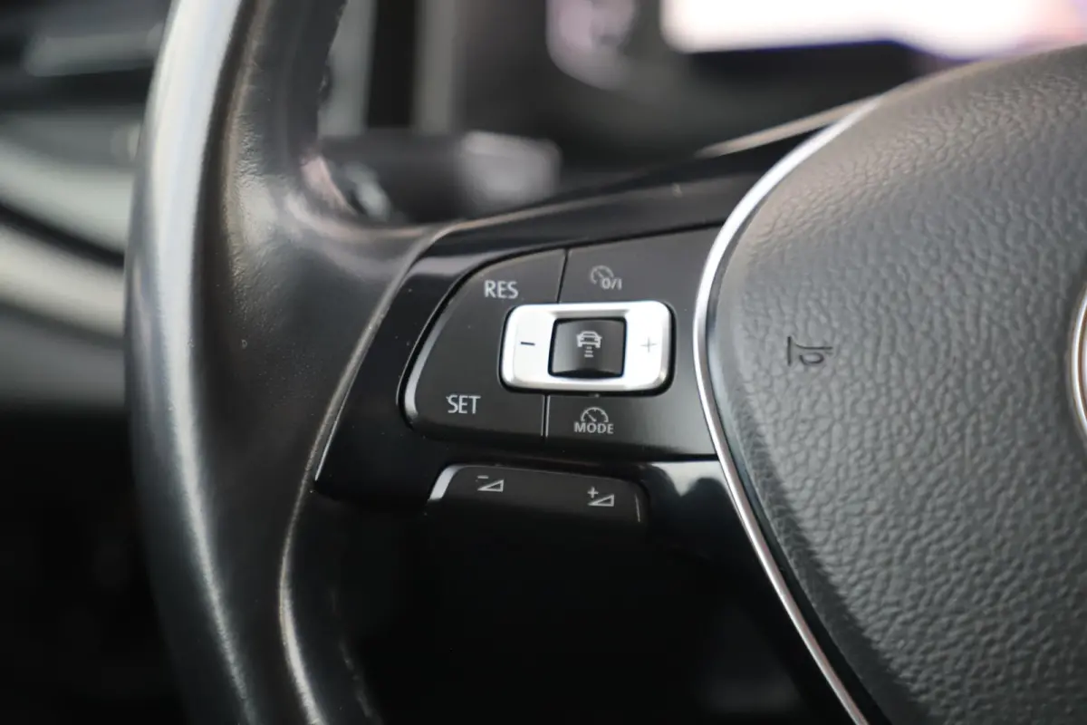 1.0 TSI Comfortline Vol Leder Virtual Cockpit !!Navigatie Carplay Android Adaptive Cruise LED