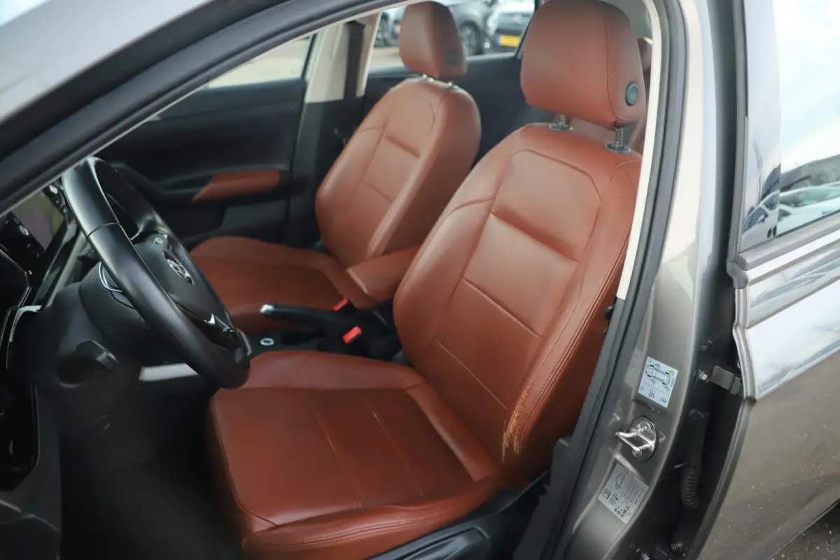 1.0 TSI Comfortline Vol Leder Virtual Cockpit !!Navigatie Carplay Android Adaptive Cruise LED