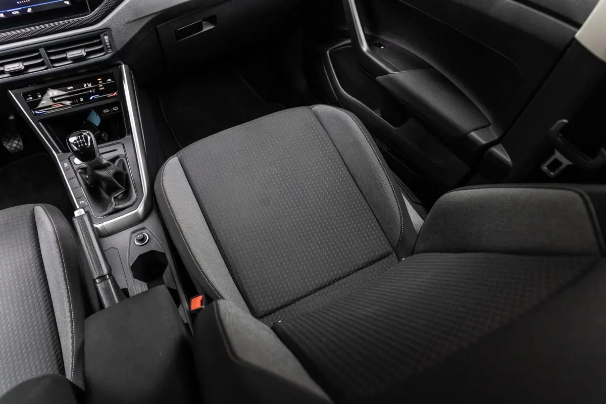 1.0 TSI 115pk Life Edition | Adaptieve Cruise Control | Achteruitrijcamera | Automatische Airconditioning