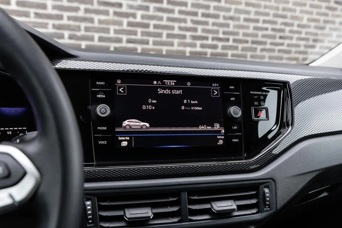 1.0 TSI 115pk Life Edition | Adaptieve Cruise Control | Achteruitrijcamera | Automatische Airconditioning