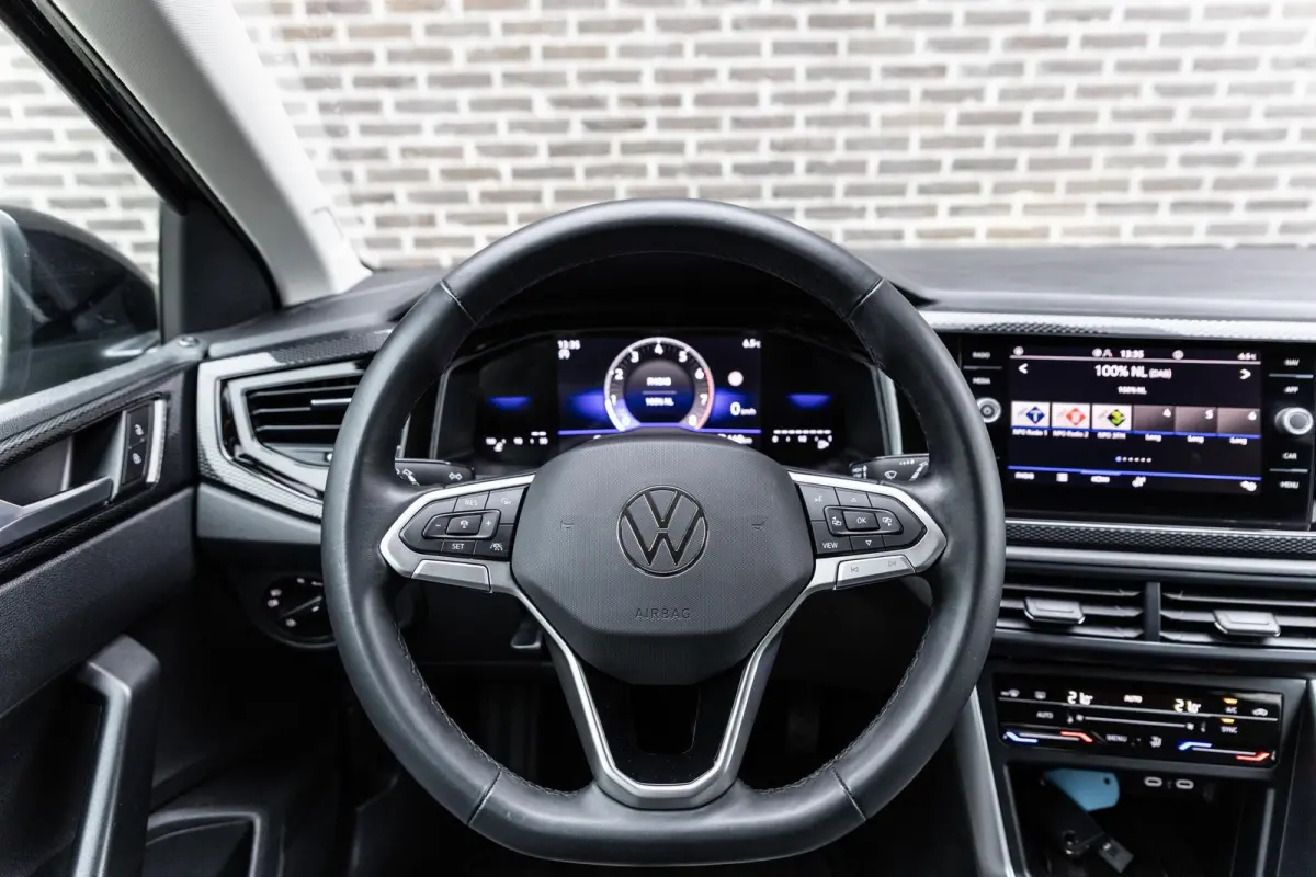 1.0 TSI 115pk Life Edition | Adaptieve Cruise Control | Achteruitrijcamera | Automatische Airconditioning