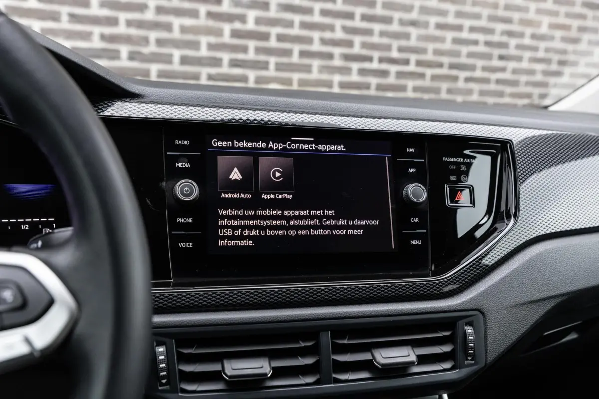1.0 TSI 115pk Life Edition | Adaptieve Cruise Control | Achteruitrijcamera | Automatische Airconditioning