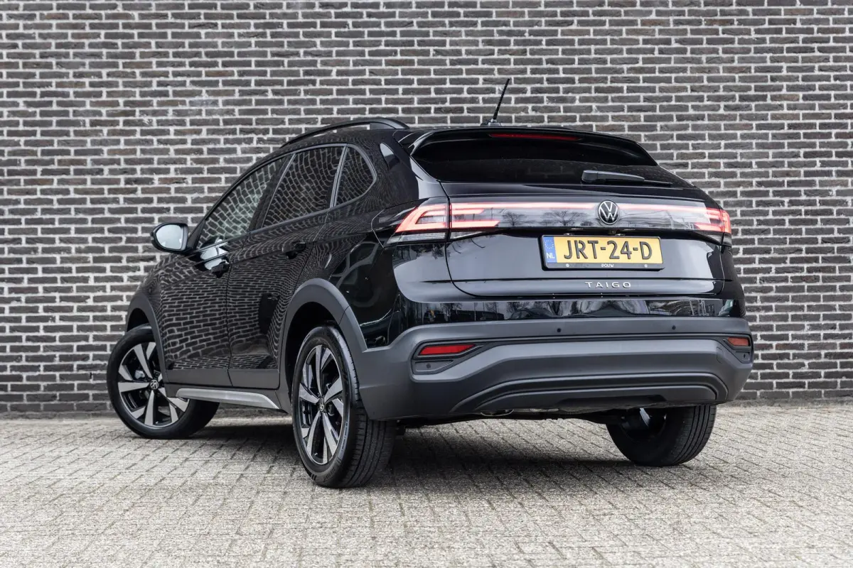 1.0 TSI 115pk Life Edition | Adaptieve Cruise Control | Achteruitrijcamera | Automatische Airconditioning