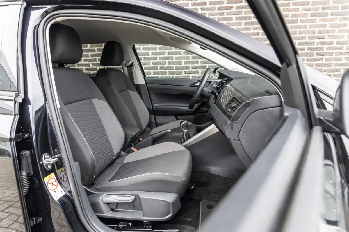 1.0 TSI 115pk Life Edition | Adaptieve Cruise Control | Achteruitrijcamera | Automatische Airconditioning