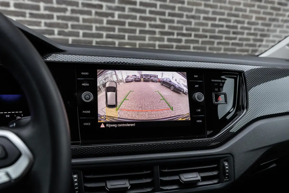 1.0 TSI 115pk Life Edition | Adaptieve Cruise Control | Achteruitrijcamera | Automatische Airconditioning