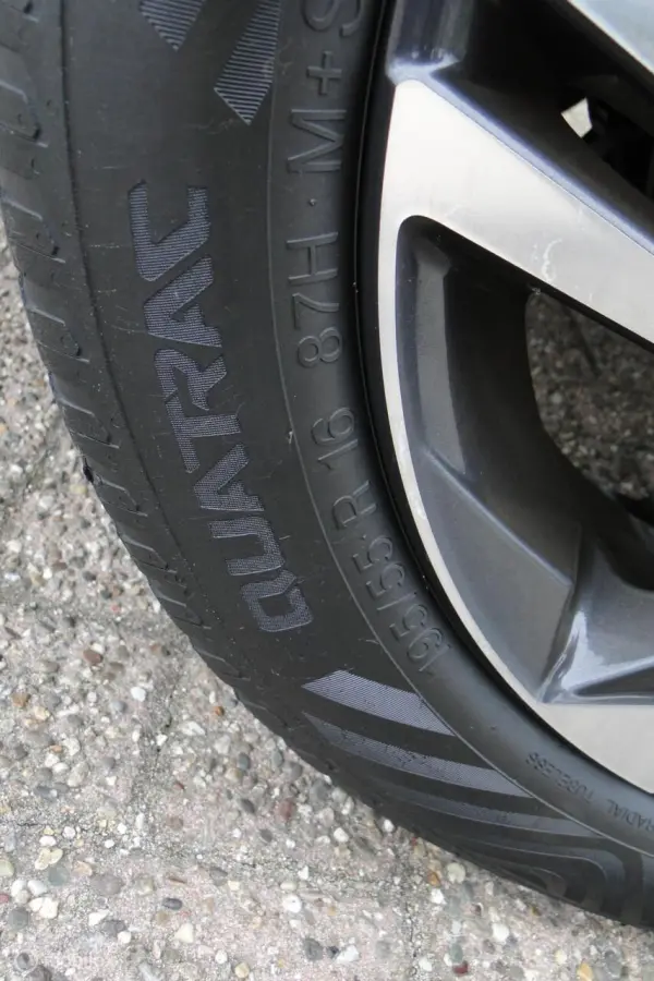 1.0, benzine, schakel, 61.537 km
