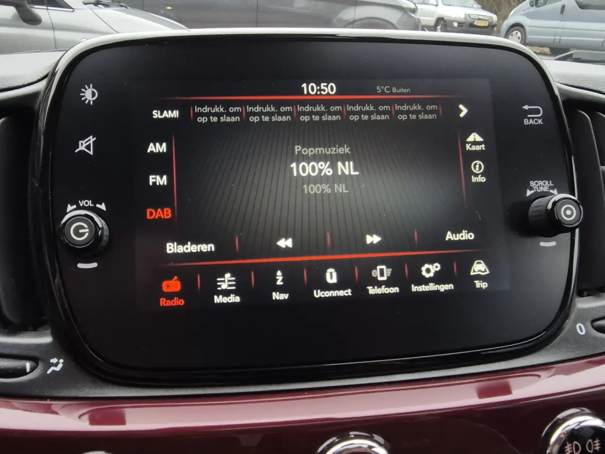 0.9 TwinAir Turbo Lounge Panoramadak, Navigatie.