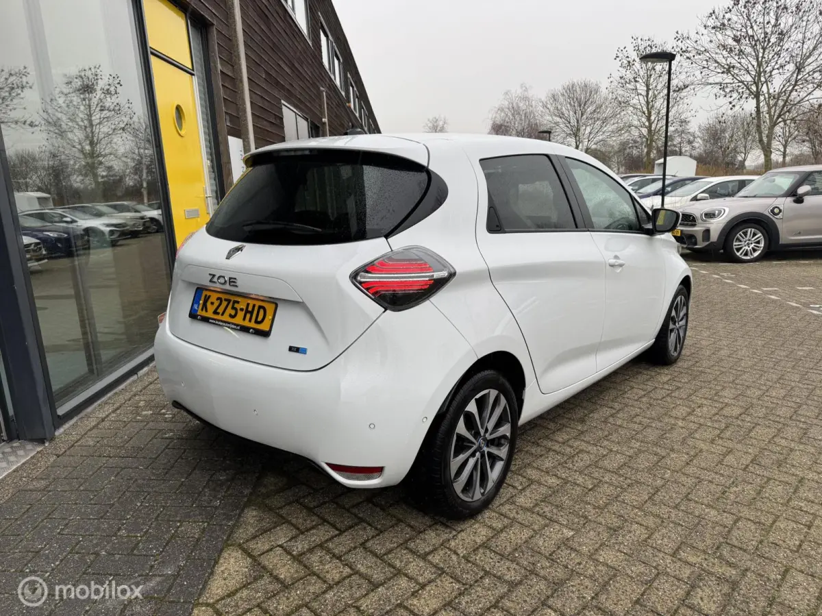R135 Intens 52 kWh