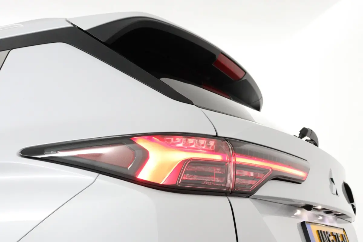 2.4 PHEV Instyle | 360° Camera | Adaptive Cruise Control | Bekleding Leder | Climate Control | Elektrische Kofferklep | Elektrische Stoelen | Navigatie | Panoramadak | Stoel- en Stuurverwar