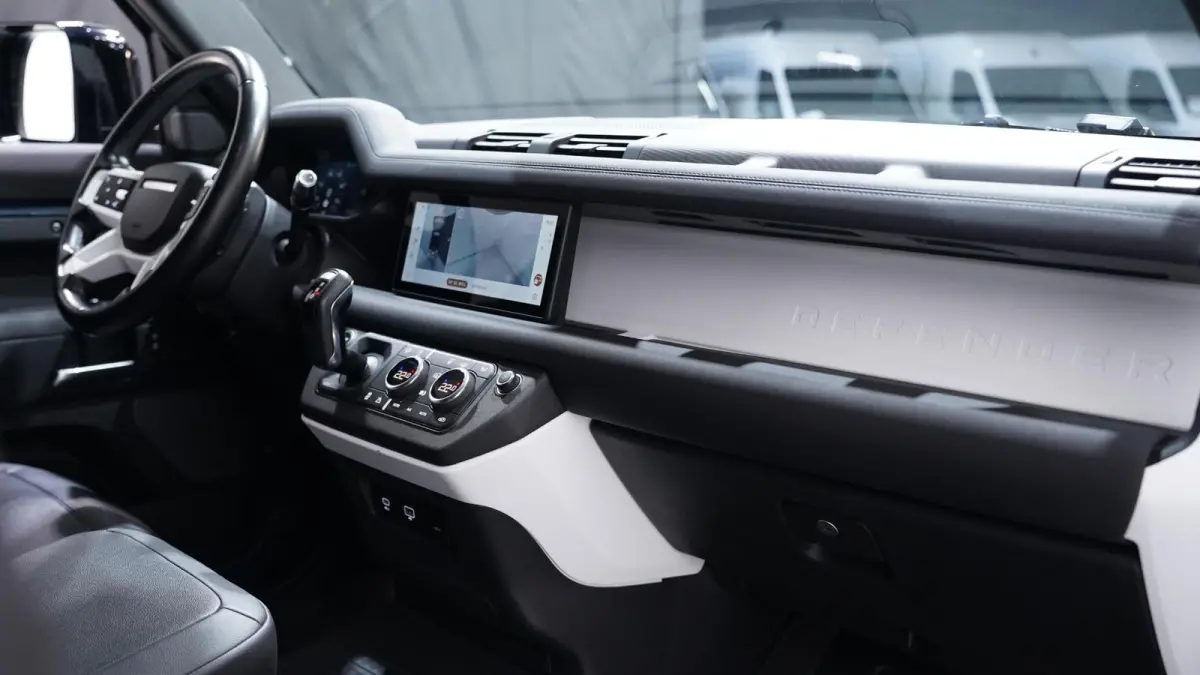 3.0 D250 Grijs Kenteken 3-Zits Leder Zwart 360 Camera, Navi, Apple Carplay, LED Koplampen