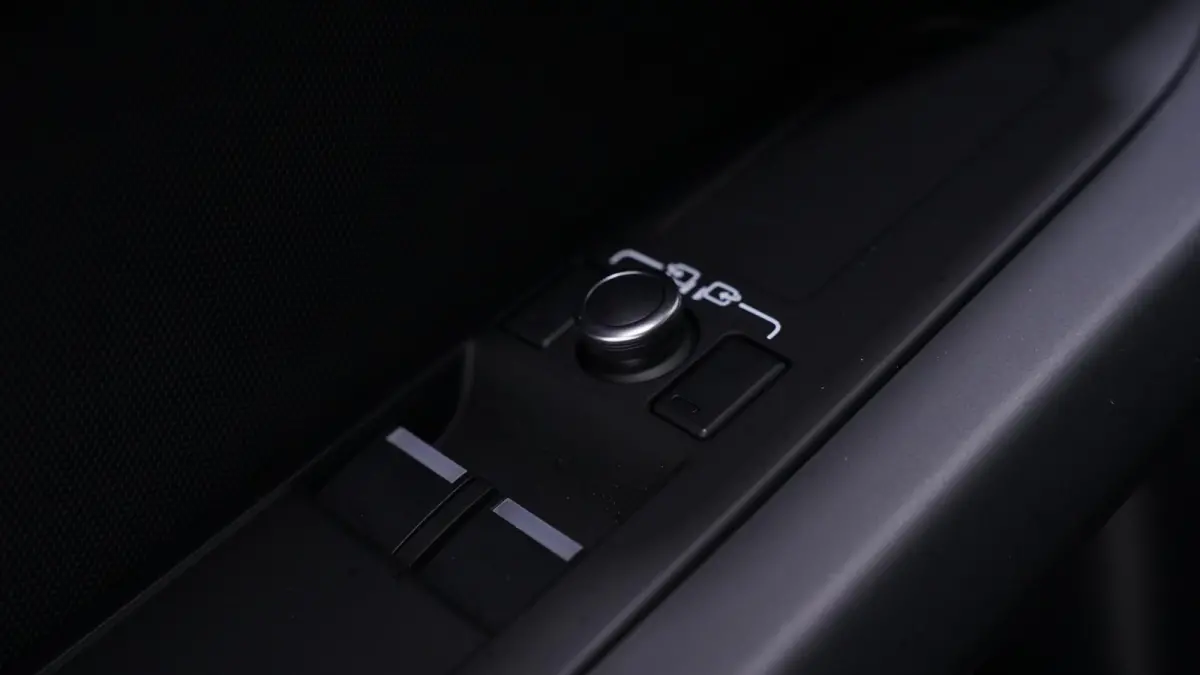 3.0 D250 Grijs Kenteken 3-Zits Leder Zwart 360 Camera, Navi, Apple Carplay, LED Koplampen
