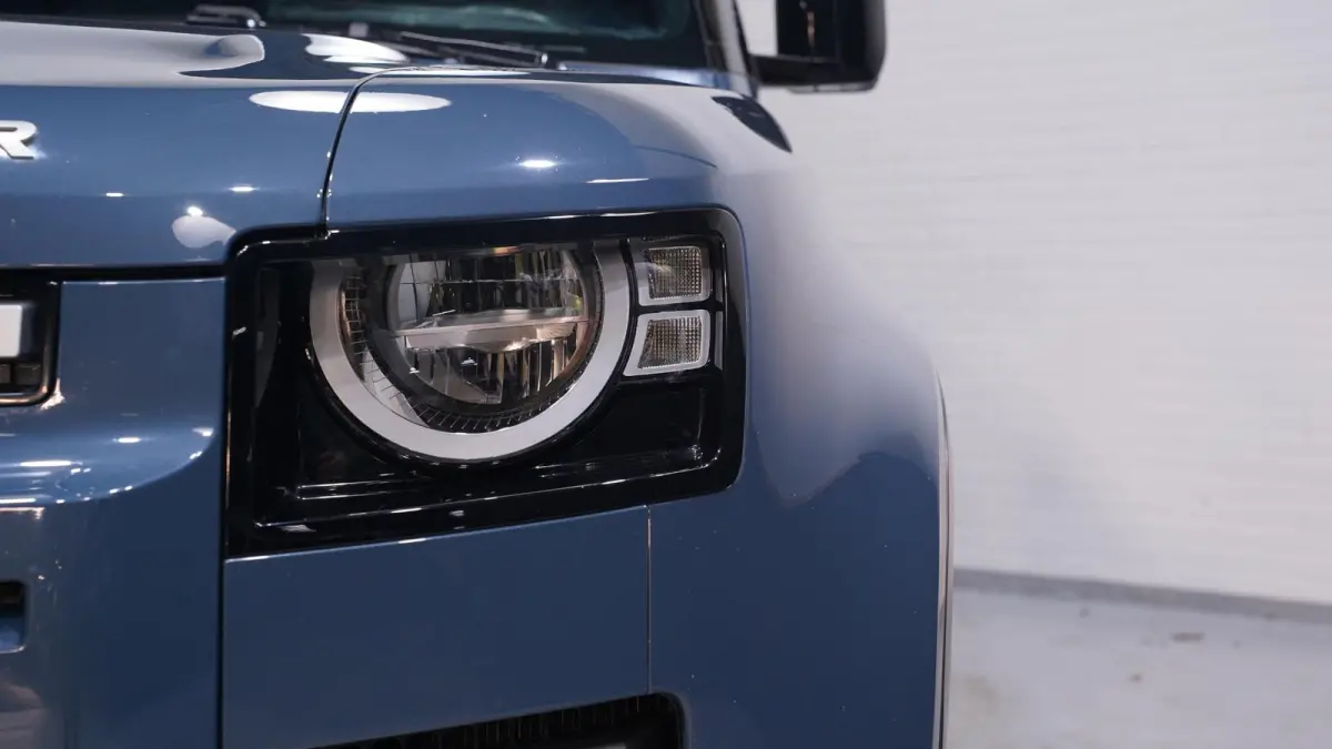 3.0 D250 Grijs Kenteken 3-Zits Leder Zwart 360 Camera, Navi, Apple Carplay, LED Koplampen