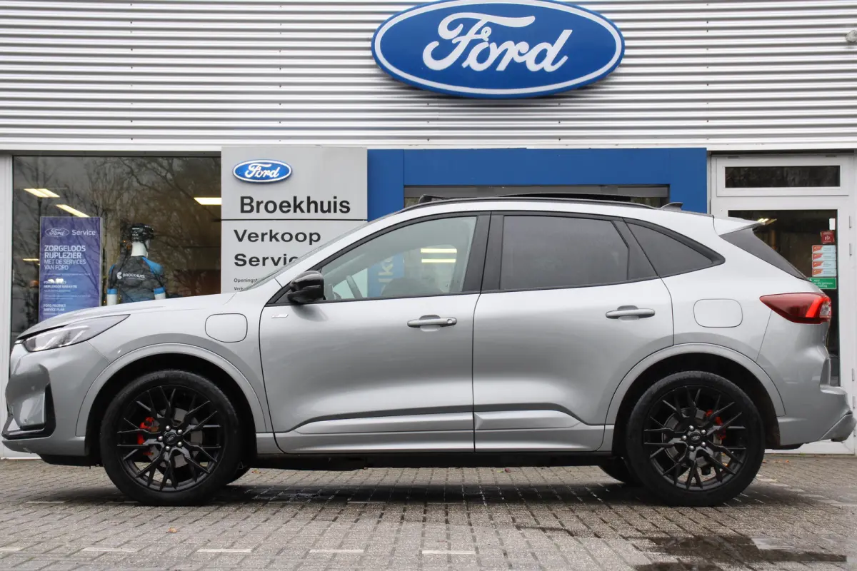 2.5 PHEV ST-Line X | SHOWROOM DEAL! | VOL! | BLACK PACK | PANO DAK | MATRIX LED | ELEKTR TREKHAAK | 20'' LMV | ADAPTIVE CRUISE |