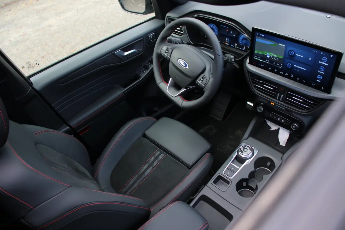 2.5 PHEV ST-Line X | SHOWROOM DEAL! | VOL! | BLACK PACK | PANO DAK | MATRIX LED | ELEKTR TREKHAAK | 20'' LMV | ADAPTIVE CRUISE |