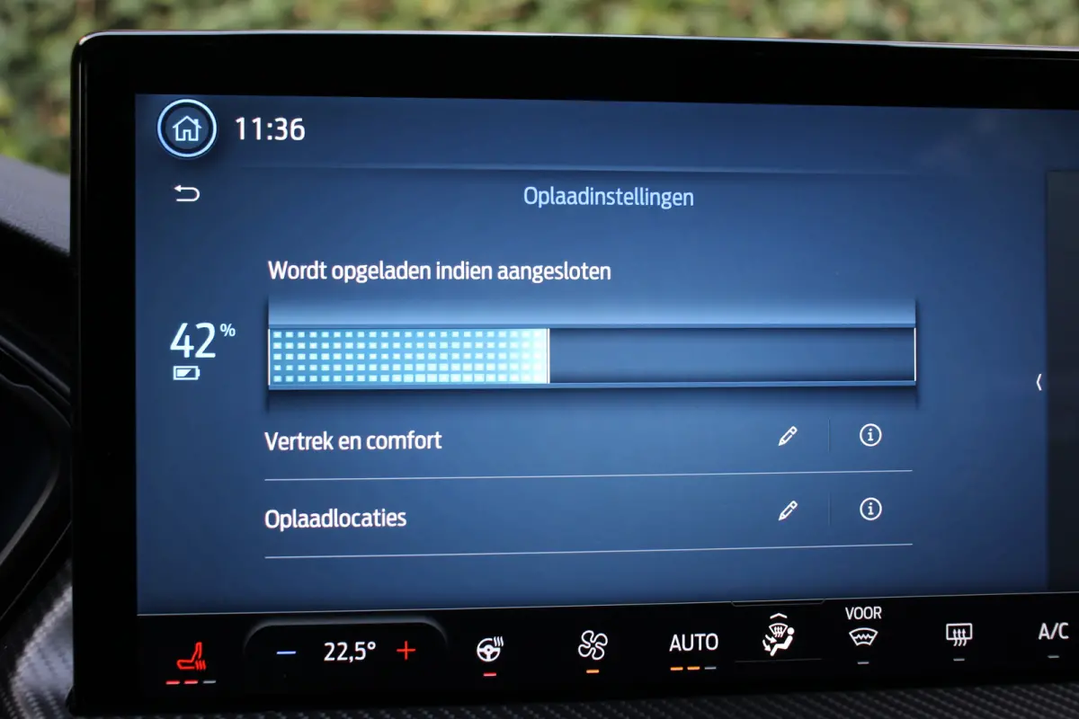 2.5 PHEV ST-Line X | SHOWROOM DEAL! | VOL! | BLACK PACK | PANO DAK | MATRIX LED | ELEKTR TREKHAAK | 20'' LMV | ADAPTIVE CRUISE |