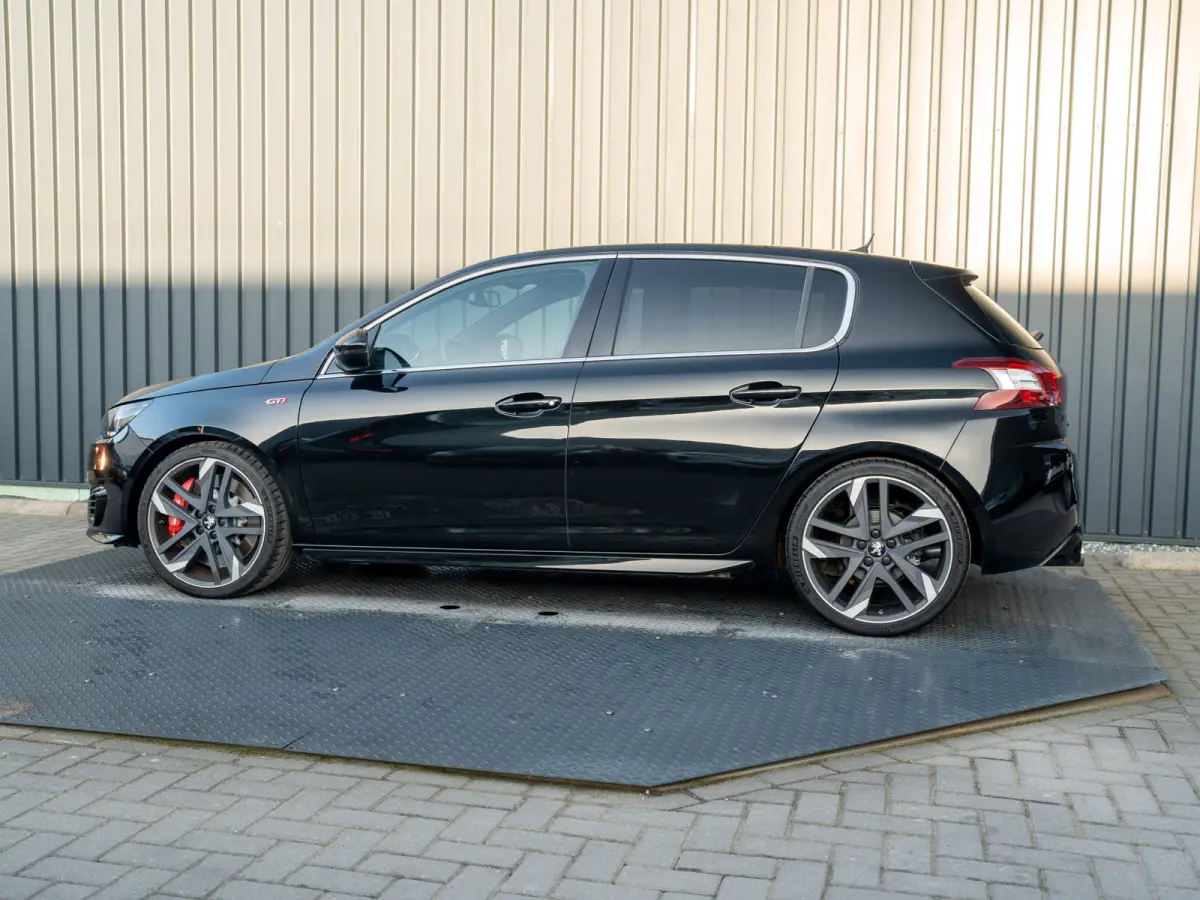 1.6 e-THP GTi 270 | Denon audio | Panodak | Camera | Stoelmassage | Prijs Rijklaar!!