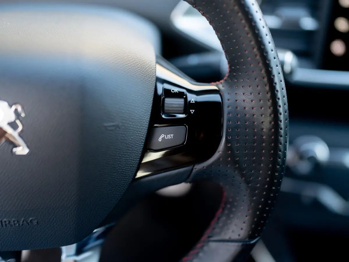 1.6 e-THP GTi 270 | Denon audio | Panodak | Camera | Stoelmassage | Prijs Rijklaar!!
