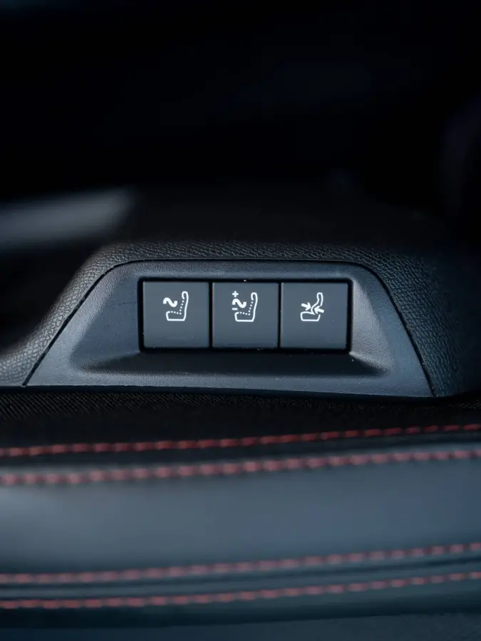 1.6 e-THP GTi 270 | Denon audio | Panodak | Camera | Stoelmassage | Prijs Rijklaar!!