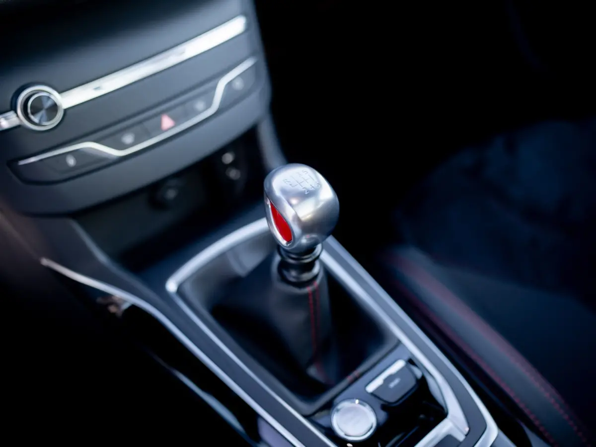 1.6 e-THP GTi 270 | Denon audio | Panodak | Camera | Stoelmassage | Prijs Rijklaar!!