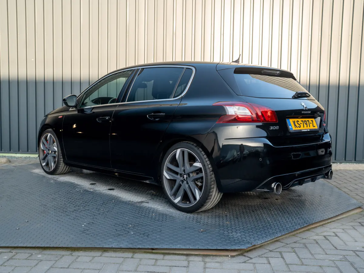 1.6 e-THP GTi 270 | Denon audio | Panodak | Camera | Stoelmassage | Prijs Rijklaar!!