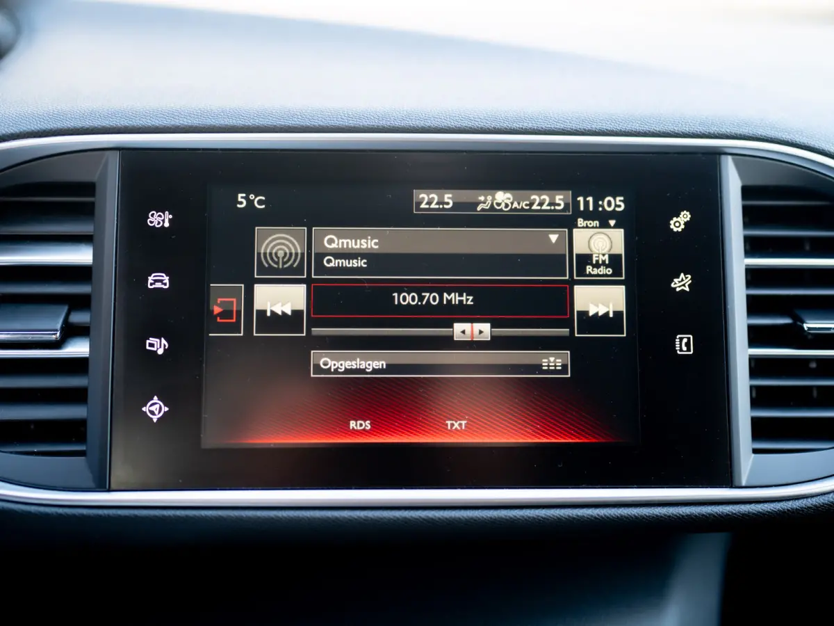 1.6 e-THP GTi 270 | Denon audio | Panodak | Camera | Stoelmassage | Prijs Rijklaar!!