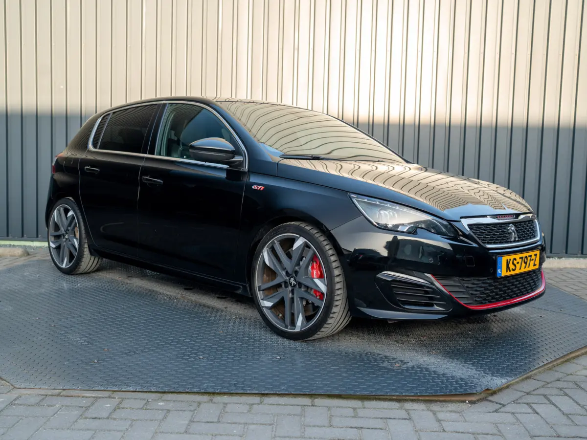 1.6 e-THP GTi 270 | Denon audio | Panodak | Camera | Stoelmassage | Prijs Rijklaar!!