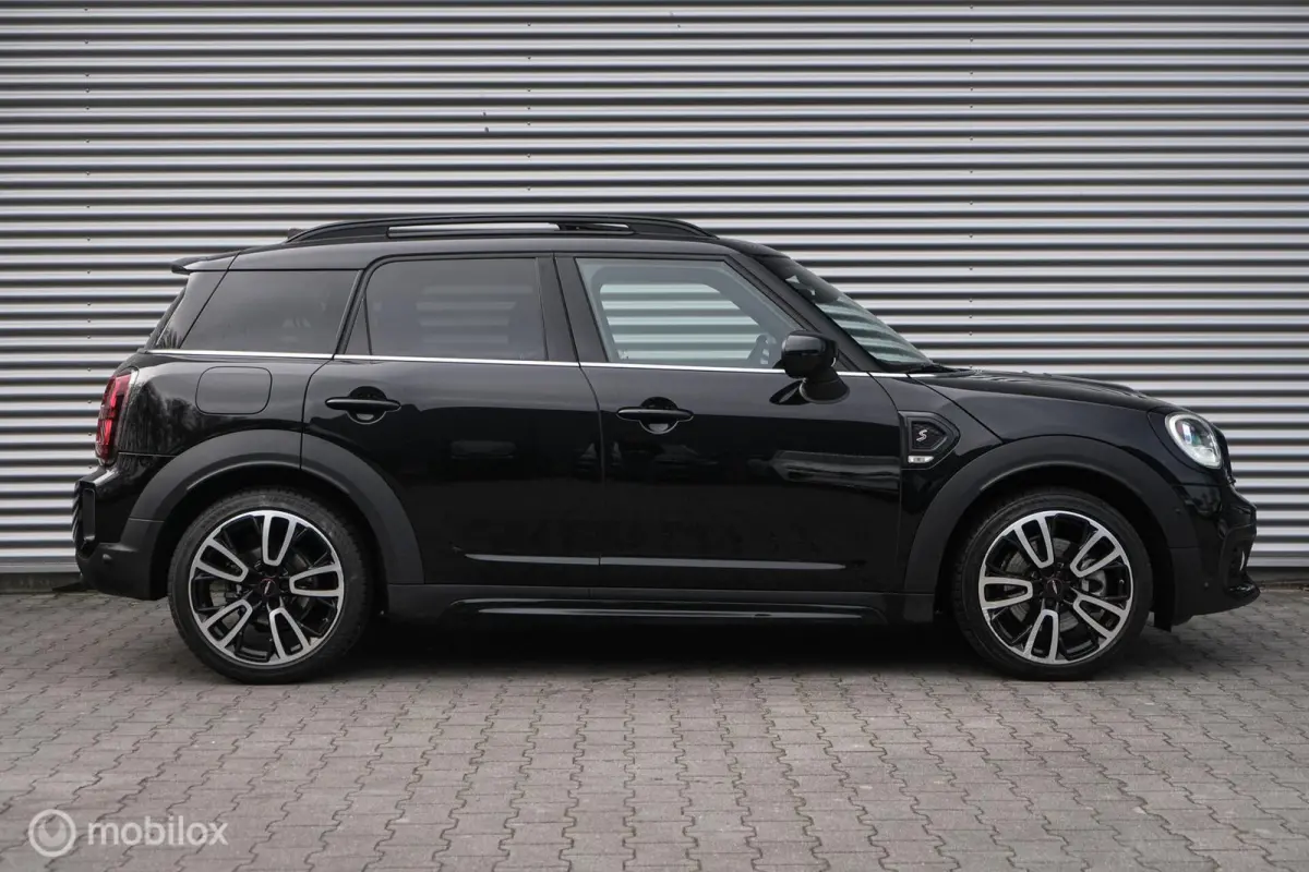 2.0 Cooper S John Cooper Works | LED | HUD |Stoelverwarming | PANO | JCW | Leder | 178PK