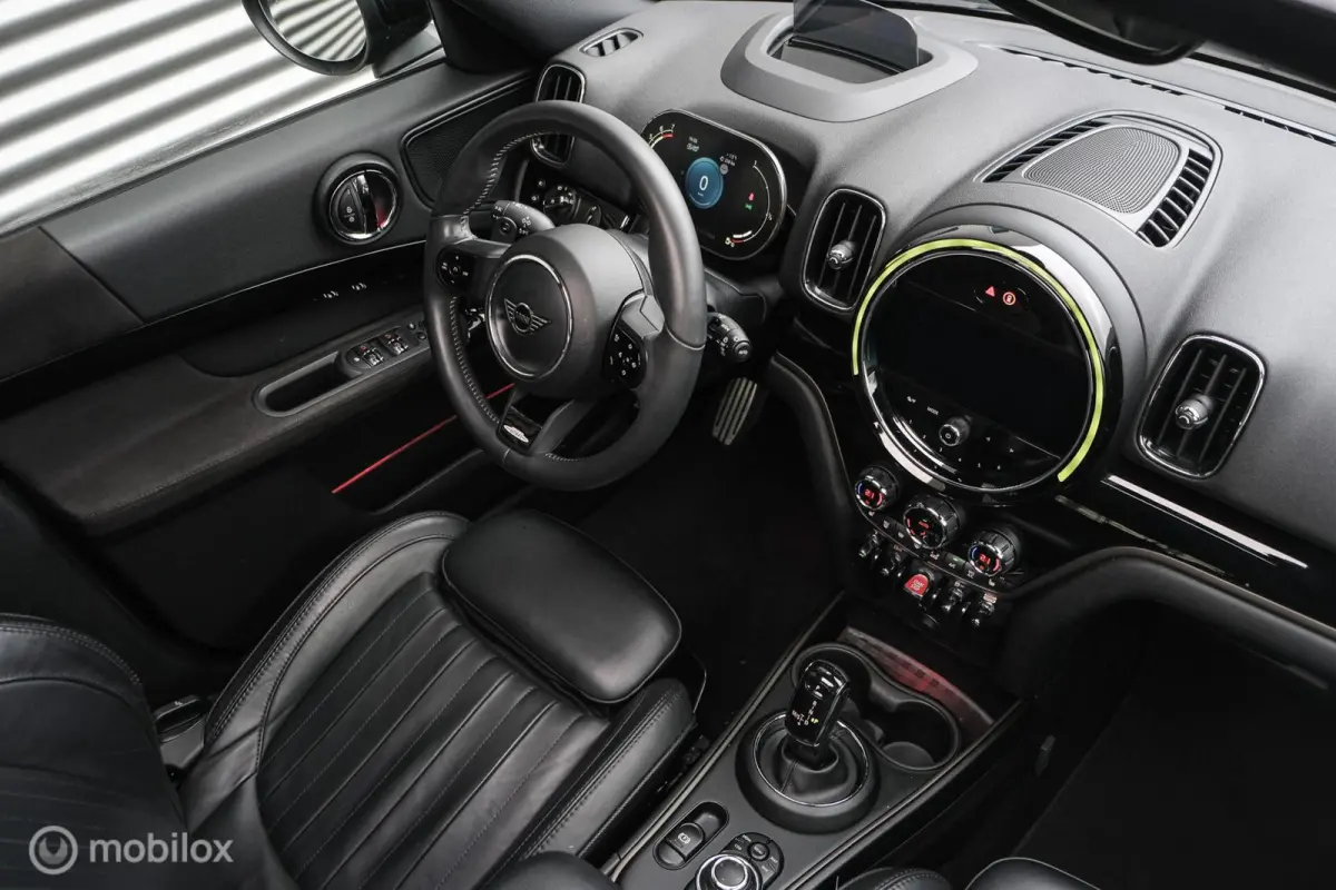 2.0 Cooper S John Cooper Works | LED | HUD |Stoelverwarming | PANO | JCW | Leder | 178PK