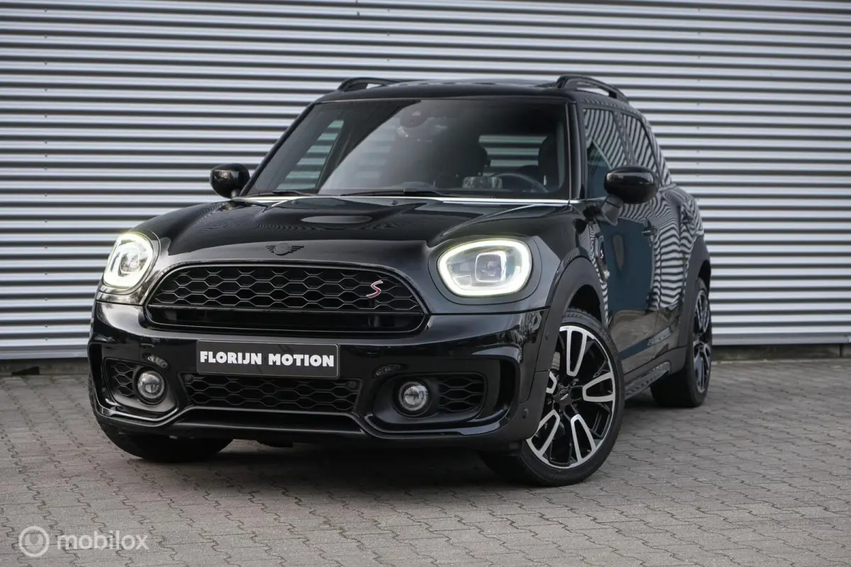2.0 Cooper S John Cooper Works | LED | HUD |Stoelverwarming | PANO | JCW | Leder | 178PK