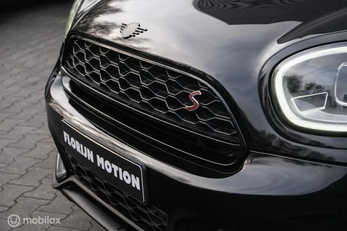 2.0 Cooper S John Cooper Works | LED | HUD |Stoelverwarming | PANO | JCW | Leder | 178PK