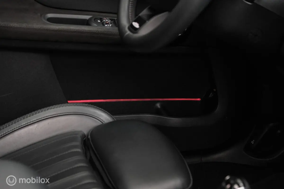2.0 Cooper S John Cooper Works | LED | HUD |Stoelverwarming | PANO | JCW | Leder | 178PK
