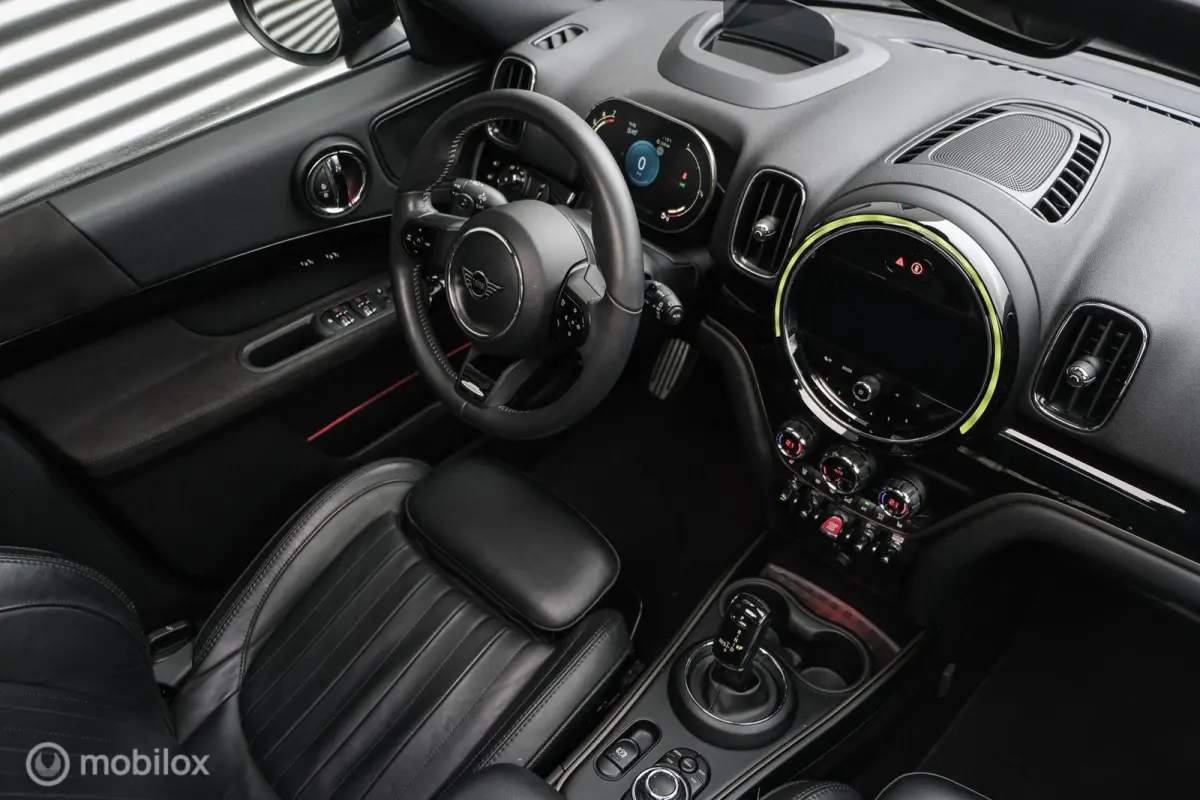 2.0 Cooper S John Cooper Works | LED | HUD |Stoelverwarming | PANO | JCW | Leder | 178PK